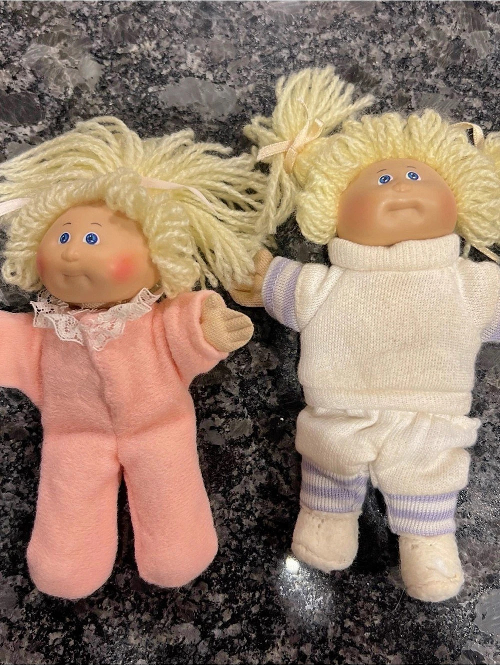 Cabbage Patch Kids Mini Babies Lot of 2 5in Girl Dolls Blue Eyes Blonde 1985